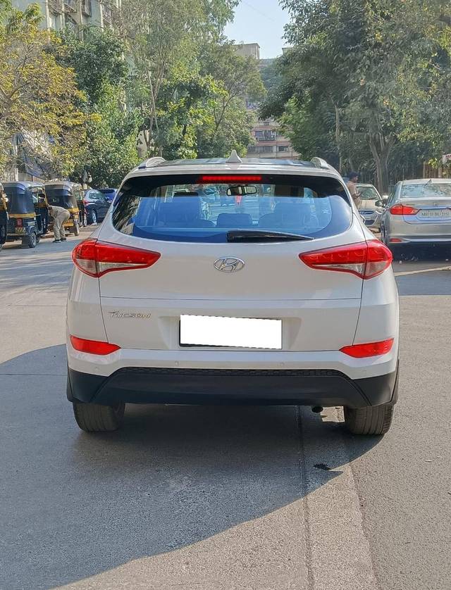 https://images10.gaadi.com/usedcar_image/4547706/original/processed_4691eba94ad1326a472c19bf6f4cf82e.jpg?imwidth=6402
