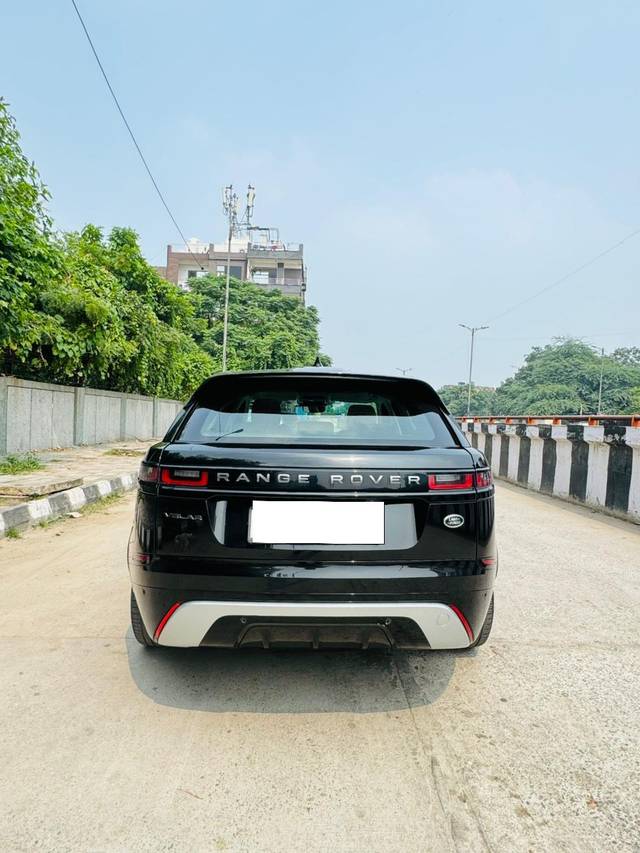 https://images10.gaadi.com/usedcar_image/4547719/original/processed_4051c5df07b836a362858e470b41b349.jpg?imwidth=6402