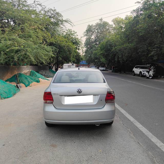 https://images10.gaadi.com/usedcar_image/4547730/original/processed_a2c06a6db2bb981ff19ebc8d17c75f96.jpg?imwidth=6401