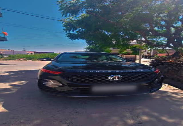 https://images10.gaadi.com/usedcar_image/4547734/original/385a06da-0c7d-4bbe-b07d-4d55825654b0.?imwidth=6400