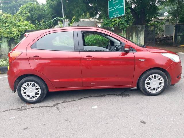 https://images10.gaadi.com/usedcar_image/4547766/original/processed_d58358192ed50ba783d336aa9959525b.jpeg?imwidth=6401