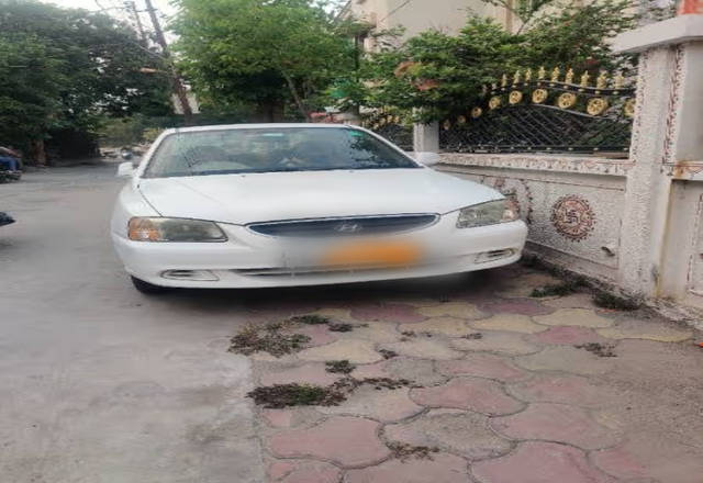 https://images10.gaadi.com/usedcar_image/4547767/original/a0961980-89ed-47b2-a684-80e6de0d6972.?imwidth=6401