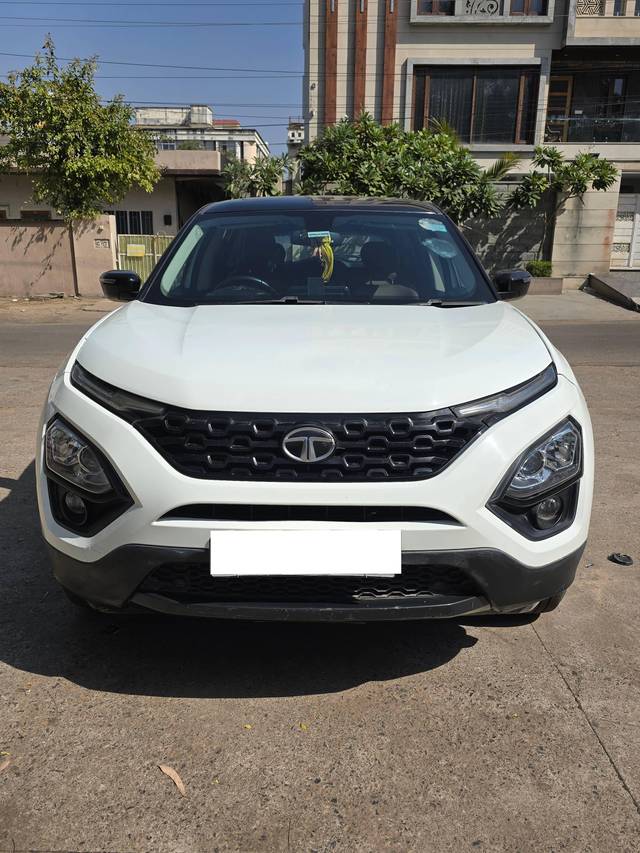 https://images10.gaadi.com/usedcar_image/4547768/original/processed_28e2c690e41e70a18b52cd8924544022.jpg?imwidth=6402