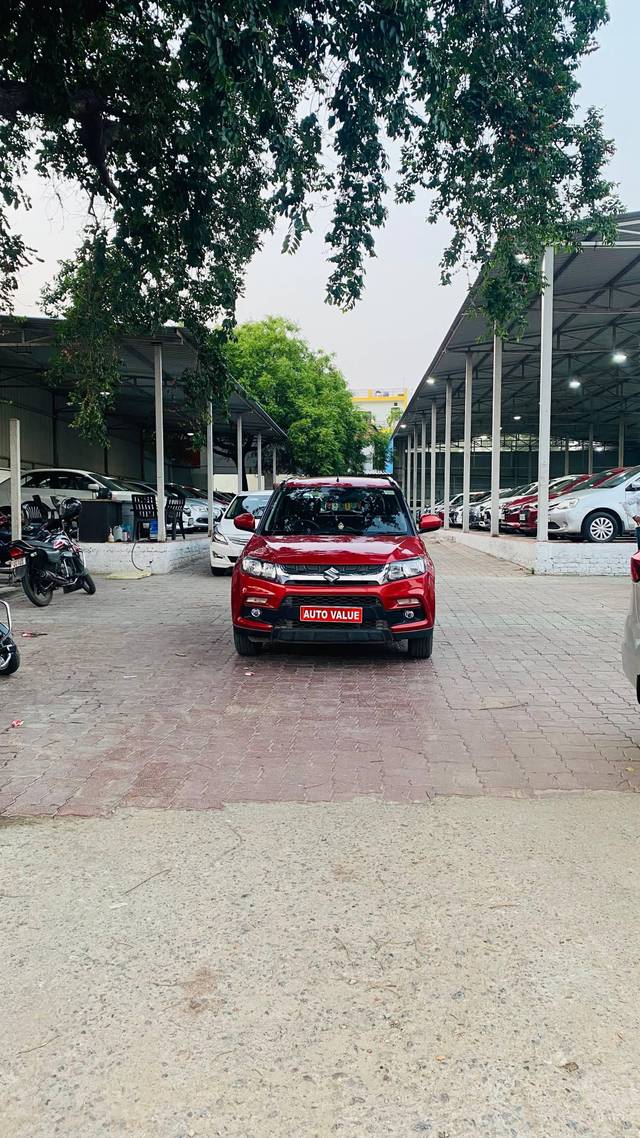 https://images10.gaadi.com/usedcar_image/4547773/original/processed_5596d4c8-91bf-4832-a612-059fafc565cb.jpg?imwidth=6400