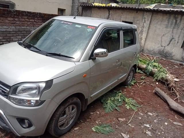 https://images10.gaadi.com/usedcar_image/4547793/original/processed_88c82f09-e826-45fe-aaf7-11898509d364.jpg?imwidth=6402