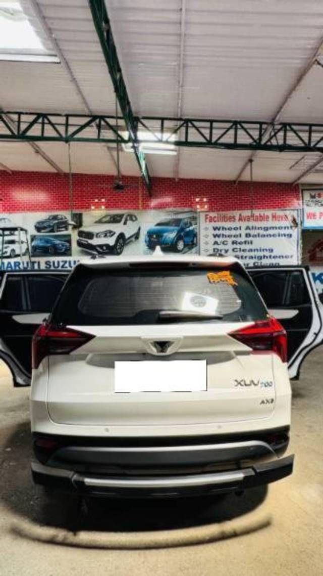 https://images10.gaadi.com/usedcar_image/4547839/original/processed_24fa8ad3-be24-472e-9f1c-6616b52394f5.jpg?imwidth=6401