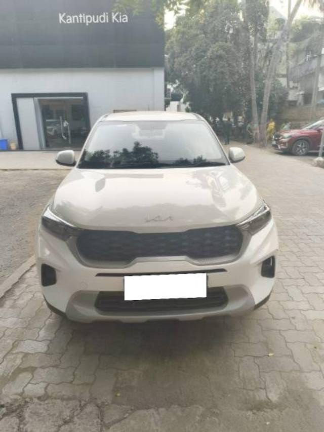 https://images10.gaadi.com/usedcar_image/4547875/original/processed_25106fd1-2dcf-45d2-8535-8fbfa67acb05.jpg?imwidth=6400