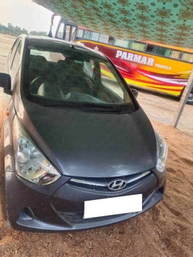 https://images10.gaadi.com/usedcar_image/4547944/original/processed_d0827088-9e53-4fb1-a53c-e66af633391f.jpg?imwidth=6400