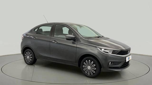 https://images10.gaadi.com/usedcar_image/4547949/original/c7233b1a0d8bebecb363dd2e74cacd14.jpg?imwidth=6400