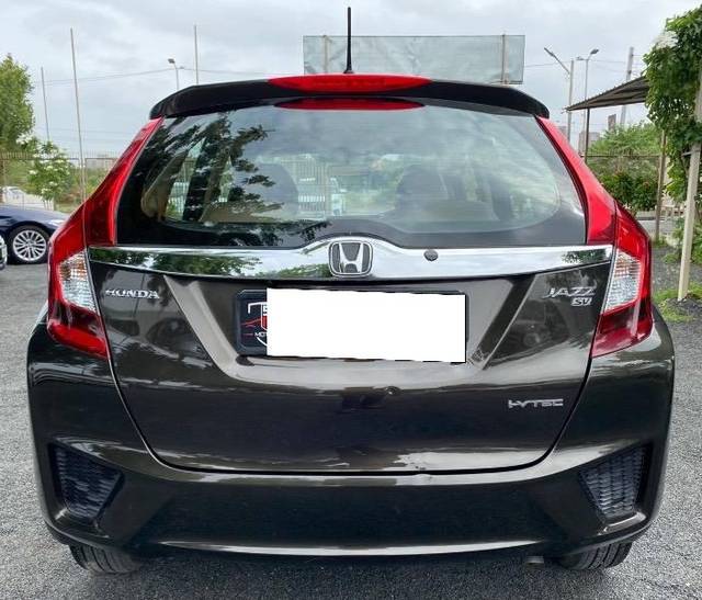 https://images10.gaadi.com/usedcar_image/4547956/original/processed_e8595a0c-8320-44dd-874c-26731fef9177.jpeg?imwidth=6402