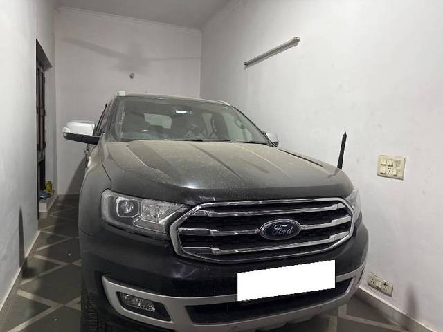 https://images10.gaadi.com/usedcar_image/4547963/original/processed_dd885eaa-9134-4bbf-a140-99a479c8b1ed.jpg?imwidth=6400
