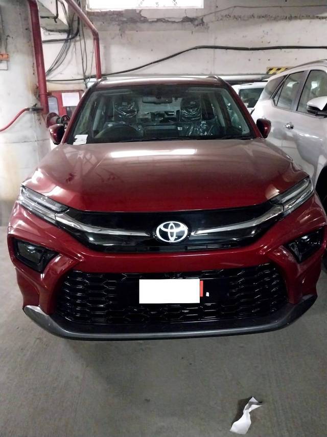 https://images10.gaadi.com/usedcar_image/4547992/original/processed_46b14094-160e-4a0b-9988-6eeb74fcf653.jpg?imwidth=6400