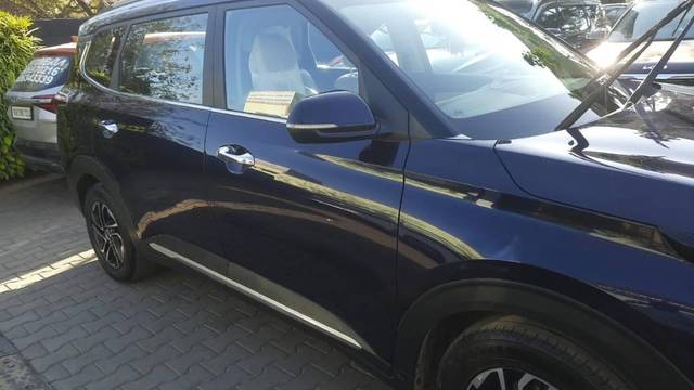https://images10.gaadi.com/usedcar_image/4548023/original/processed_b41a8e5e-9f83-405e-85e1-a045ee248b2a.jpeg?imwidth=6401