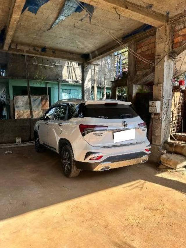 https://images10.gaadi.com/usedcar_image/4548026/original/processed_34ab7dc4-a36d-4d42-b6aa-b3c084453753.jpeg?imwidth=6402