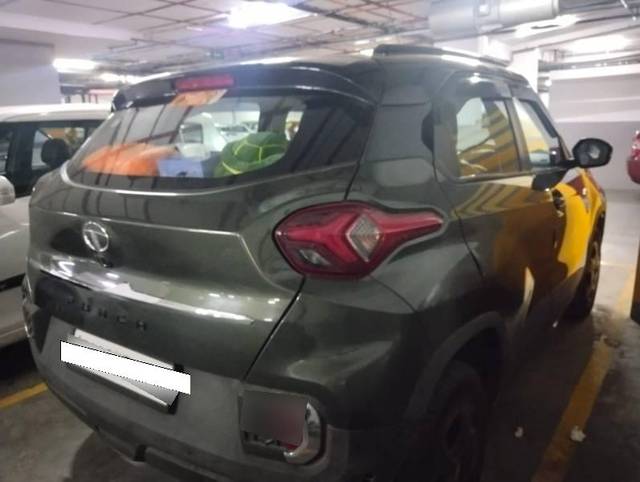 https://images10.gaadi.com/usedcar_image/4548030/original/processed_9ff33298-54d3-418b-8f8a-08c10ef5ae98.jpeg?imwidth=6402
