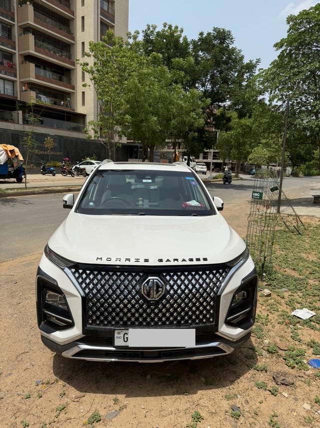 https://images10.gaadi.com/usedcar_image/4548085/original/d77bbbd2-9dce-4bbf-ae92-1a2eb9253435.jpg?imwidth=6400