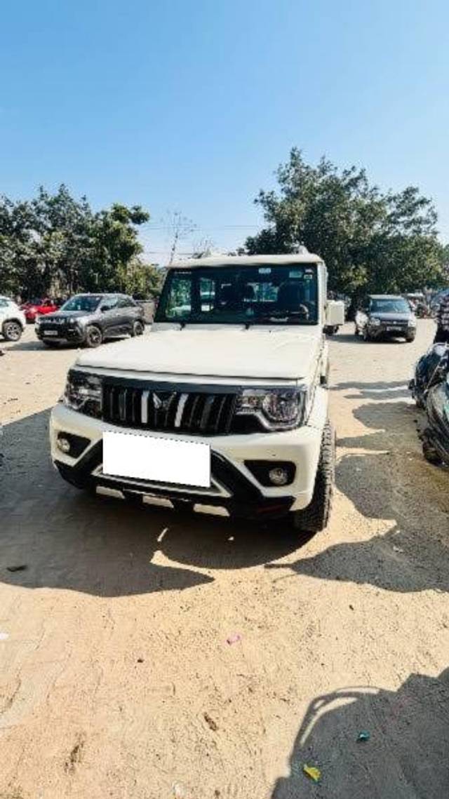 https://images10.gaadi.com/usedcar_image/4548174/original/processed_42ac9e2c-8b89-4baf-b932-1db1cbde9598.jpeg?imwidth=6402