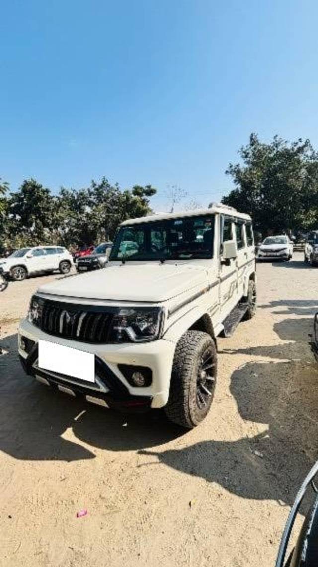 https://images10.gaadi.com/usedcar_image/4548174/original/processed_f42a6e5d-5352-41f6-9ec3-5f221a0adb65.jpeg?imwidth=6400