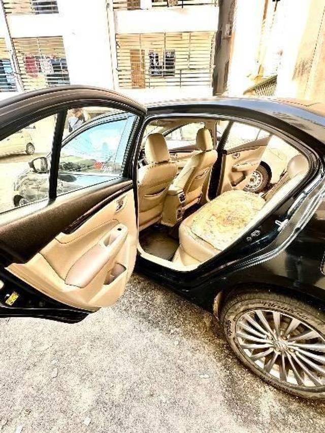 https://images10.gaadi.com/usedcar_image/4548181/original/processed_processed_69533b9e-7536-4661-bf99-68d898d718ac.jpeg?imwidth=6400