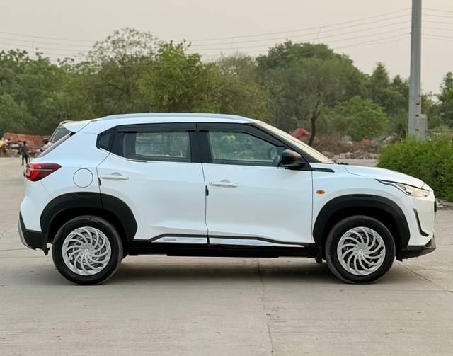 https://images10.gaadi.com/usedcar_image/4548199/original/d0ed8fb38aa178a375af9443aaf34a24.jpg?imwidth=6401