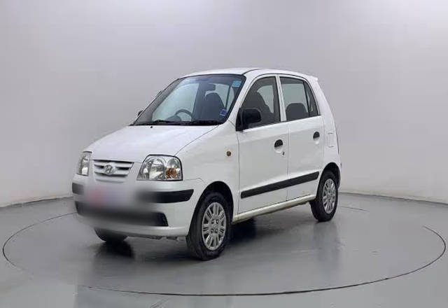 https://images10.gaadi.com/usedcar_image/4548243/original/260e0cb3-5de4-4622-bf1c-b44662461b3c.?imwidth=6401