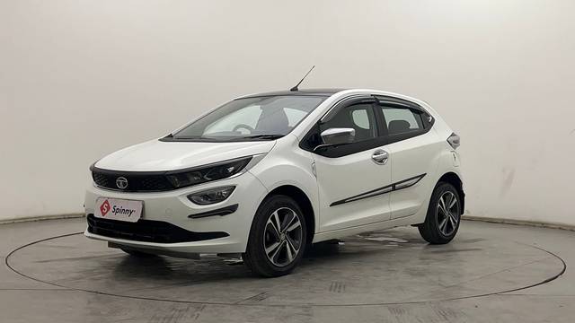 https://images10.gaadi.com/usedcar_image/4548270/original/c958c054e4f78a21df74b1548dbdf491.JPG?imwidth=6400