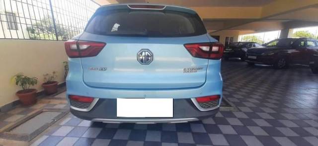 https://images10.gaadi.com/usedcar_image/4548295/original/processed_1cc20cf7-48c4-4cd9-88a8-82b5f4e22708.jpg?imwidth=6401