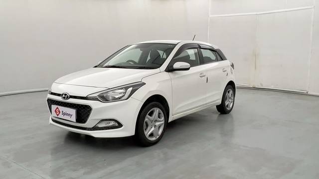 https://images10.gaadi.com/usedcar_image/4548377/original/c74bf8fcb00d72ef235c08a2305f6a4a.JPG?imwidth=6400