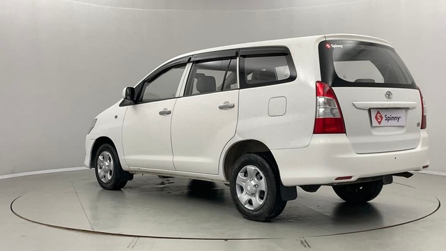 Second-hand 2012 Toyota Innova 2.5 GX 8 STR for sale in Jaipur-5