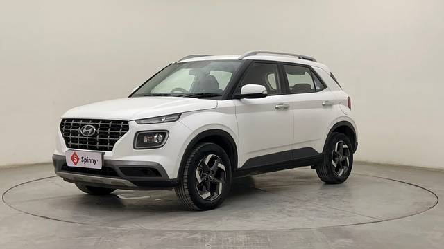 https://images10.gaadi.com/usedcar_image/4548415/original/bdcd486eb76eca3f4c4697afd217ac33.JPG?imwidth=6400