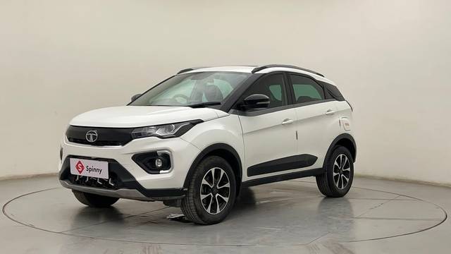 https://images10.gaadi.com/usedcar_image/4548416/original/8e013309c02218bf06d6bb2ded9e8cf2.JPG?imwidth=6400