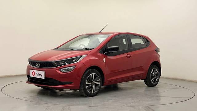 https://images10.gaadi.com/usedcar_image/4548425/original/e4b2acff6236298a463b96f9159f7ed8.JPG?imwidth=6400