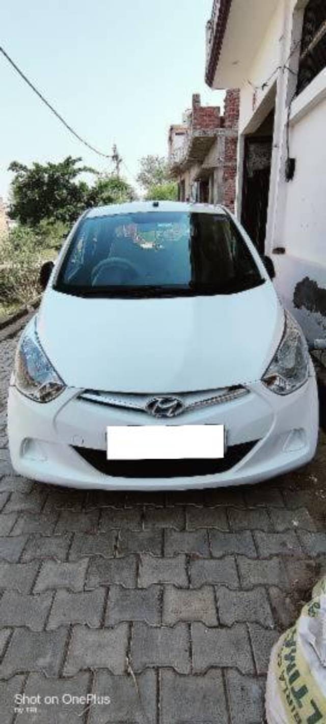 https://images10.gaadi.com/usedcar_image/4548480/original/processed_700f79d3-606a-4d66-877e-a71123156d81.jpg?imwidth=6400