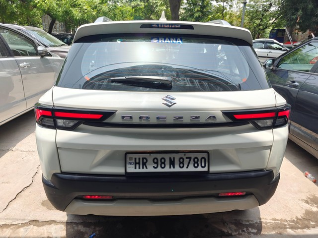 https://images10.gaadi.com/usedcar_image/4548484/original/processed_5dd35f805c3b019b6bbeaafd0004e6c4.jpg?imwidth=6402