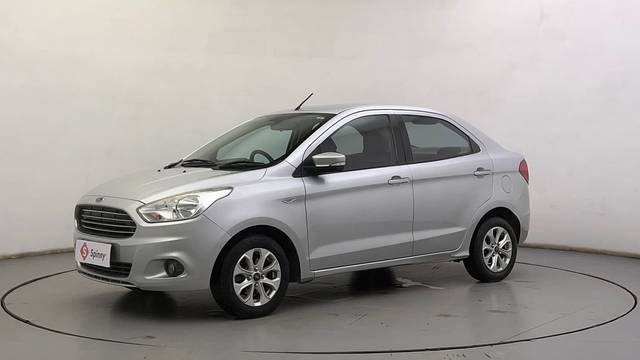 https://images10.gaadi.com/usedcar_image/4548493/original/7cbc6d1770d7111fbb3fb1974e98f1fd.JPG?imwidth=6400