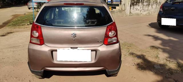 https://images10.gaadi.com/usedcar_image/4548552/original/processed_20dad1ac-fc37-4749-8b88-b7162262472a.jpg?imwidth=6402