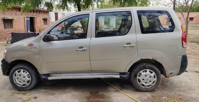 https://images10.gaadi.com/usedcar_image/4548556/original/processed_eccd23f6-9c94-4932-80fc-8755f3f5a393.jpg?imwidth=6402