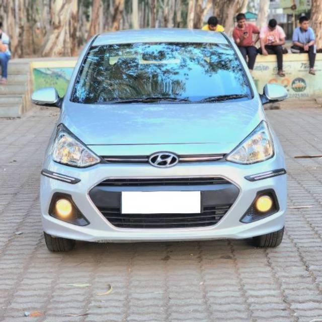 https://images10.gaadi.com/usedcar_image/4548559/original/processed_9f07f377-3ffb-4494-a6e6-e114447aec8a.jpg?imwidth=6402