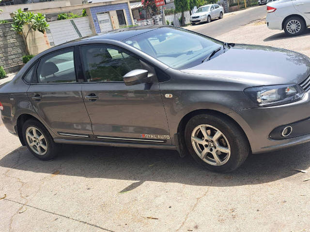https://images10.gaadi.com/usedcar_image/4548567/original/processed_5f0752164bafc59cea5baf2776de3439.png?imwidth=6400