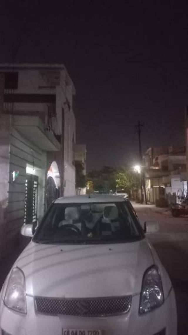 https://images10.gaadi.com/usedcar_image/4548588/original/processed_f6f7d51a-d010-4764-995d-3656111e1342.jpg?imwidth=6400