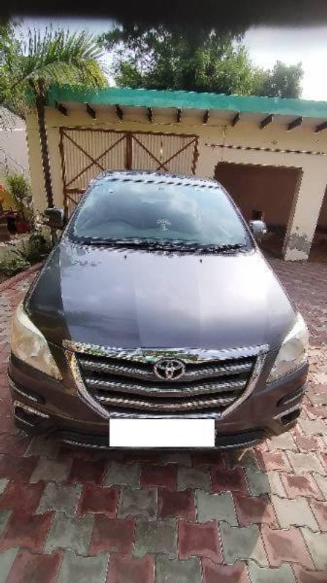 https://images10.gaadi.com/usedcar_image/4548594/original/processed_5b03274c-ace5-43b4-a34d-95882e91ca10.jpg?imwidth=6402