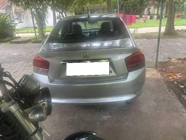 https://images10.gaadi.com/usedcar_image/4548603/original/processed_b504b6a4-d447-4975-a30e-725a5487e953.jpeg?imwidth=6401