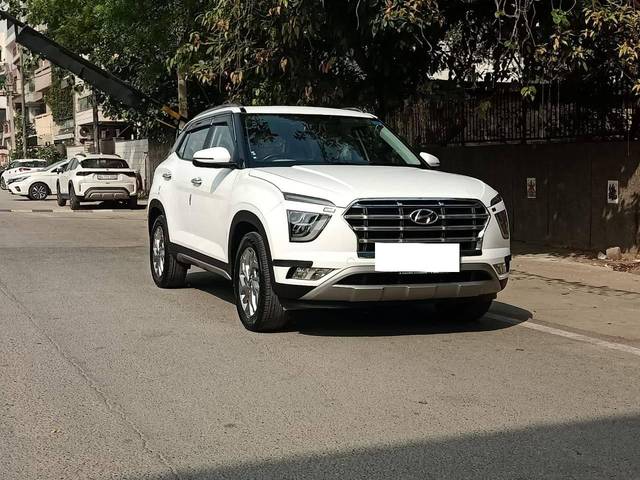 https://images10.gaadi.com/usedcar_image/4548628/original/processed_e6cba2350b5da739710104993de5937a.jpg?imwidth=6400