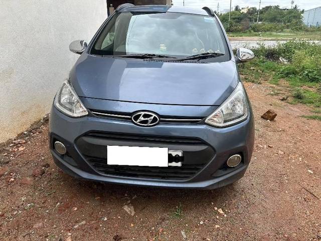 https://images10.gaadi.com/usedcar_image/4548629/original/processed_7ff84347-dea3-4ea9-92a8-a8db6ce19eb4.jpeg?imwidth=6402