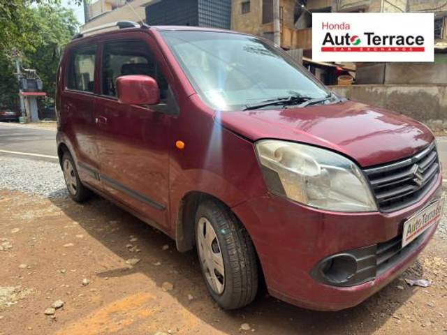 https://images10.gaadi.com/usedcar_image/4548646/original/6e25b4f37b0b46caf6a152cdfdbe9b23.jpeg?imwidth=6400