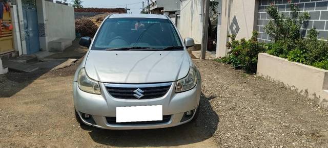https://images10.gaadi.com/usedcar_image/4548673/original/processed_ca99ab92-29dd-431d-9d3f-77d95c25d2f7.jpg?imwidth=6402