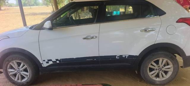 https://images10.gaadi.com/usedcar_image/4548701/original/processed_49f340eb-5451-4a00-97c5-353694067fbf.jpg?imwidth=6402