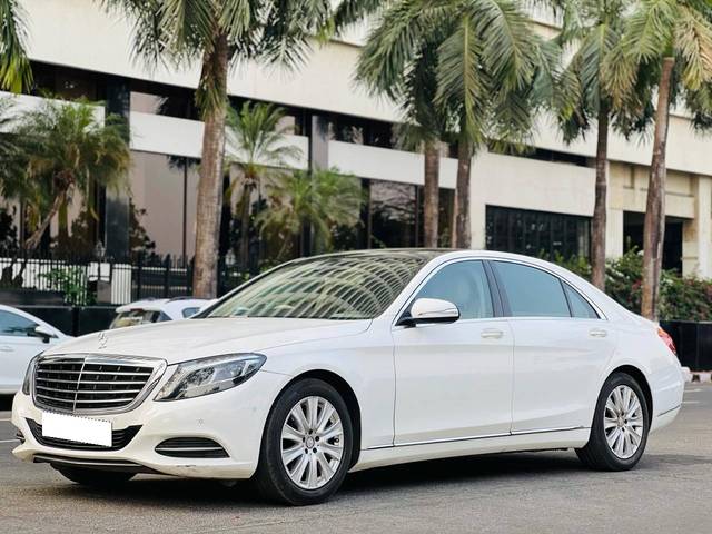 https://images10.gaadi.com/usedcar_image/4548710/original/processed_9ceb60eaed35274ed1316f6cd7606afb.jpg?imwidth=6400