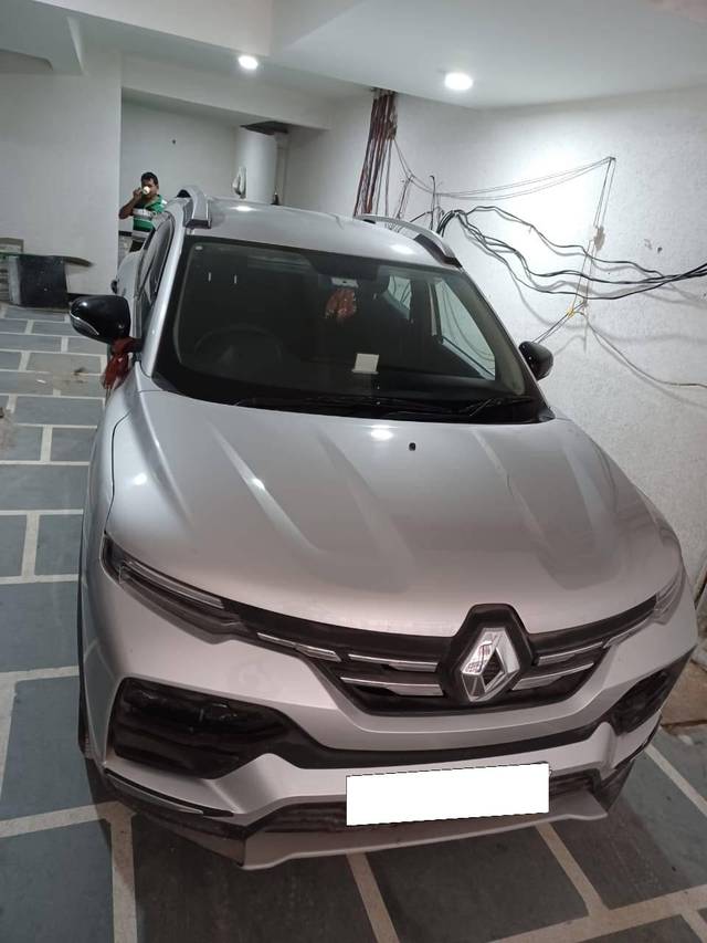 https://images10.gaadi.com/usedcar_image/4548713/original/processed_9d29e3bc1afe7f1f88bcf2917dd253d3.jpg?imwidth=6402