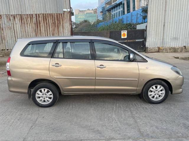 https://images10.gaadi.com/usedcar_image/4548716/original/processed_5b19890660f49d6adcb40046eeb7374e.jpg?imwidth=6401